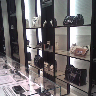 新秀箱包加盟 自主运营领跑者指南